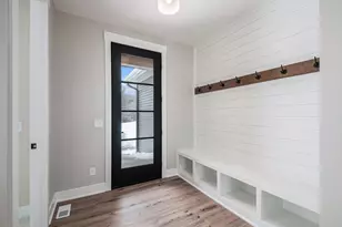 2727 Bridge Pl Dr NE, Grand Rapids, MI 49525 - Photo 3