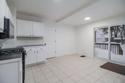 2214 Torrent Street, Muskegon, MI 49441 - Photo 9