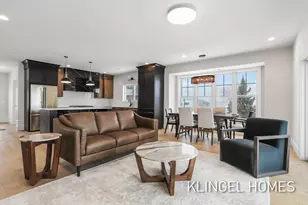 930 W Savidge St, Spring Lake, MI 49456 - Photo 19