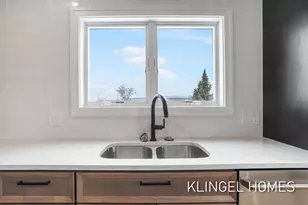 930 W Savidge St, Spring Lake, MI 49456 - Photo 13