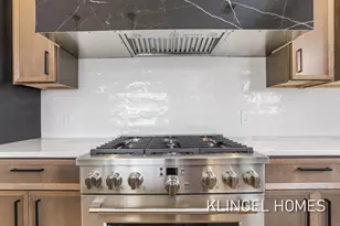 930 W Savidge St, Spring Lake, MI 49456 - Photo 11