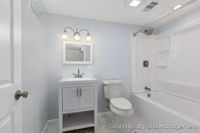 1931 Keyhill Avenue SE, Grand Rapids, MI 49546 - Photo 31