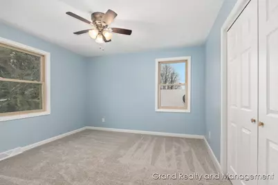 1931 Keyhill Avenue SE, Grand Rapids, MI 49546 - Photo 15