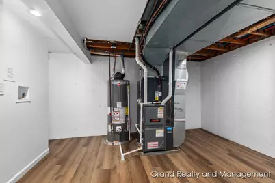 1931 Keyhill Avenue SE, Grand Rapids, MI 49546 - Photo 33