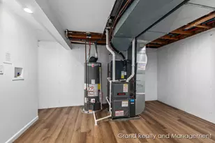 1931 Keyhill Ave SE, Grand Rapids, MI 49546 - Photo 33