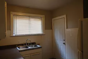 3825 Waverly St, Detroit, MI 48238 - Photo 11