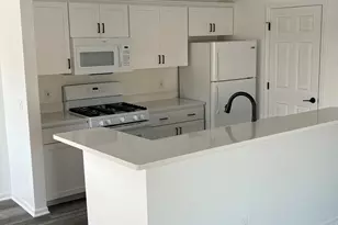 190 Hunters Ln NE, Rockford, MI 49341 - Photo 7