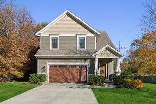 3707 Fox Crossing, Saint Joseph, MI 49085 - Photo 3