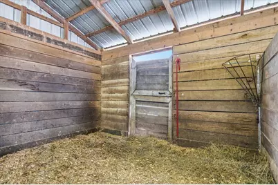 8595 Columbia Highway, Eaton Rapids, MI 48827 - Photo 29