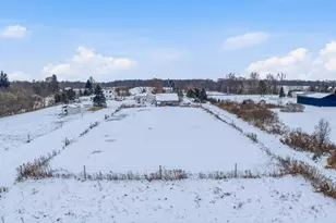 8595 Columbia Hwy, Eaton Rapids, MI 48827 - Photo 33