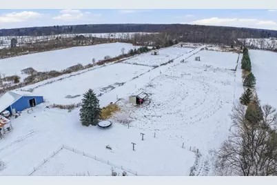 8595 Columbia Highway, Eaton Rapids, MI 48827 - Photo 3