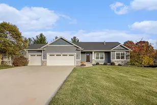 7550 Fox Meadow Dr, Hudsonville, MI 49426 - Photo 1
