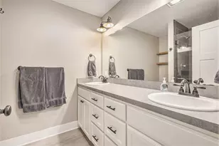 7550 Fox Meadow Dr, Hudsonville, MI 49426 - Photo 11