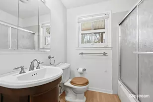 1706 Autumn Ln, Lansing, MI 48912 - Photo 15