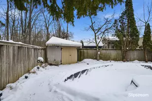 1706 Autumn Ln, Lansing, MI 48912 - Photo 31