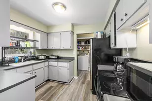 47404 Red Arrow Hwy, Lawrence, MI 49064 - Photo 7