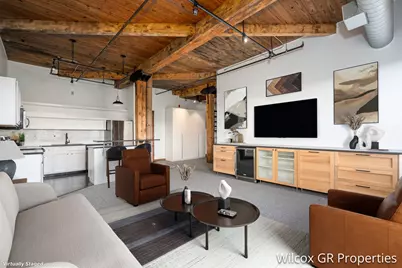 940 Monroe Avenue NW #558, Grand Rapids, MI 49503 - Photo 3