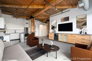 940 Monroe Ave NW, Grand Rapids, MI 49503 - Photo 3