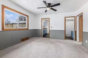 660 Greenlawn St, Ypsilanti, MI 48198 - Photo 7