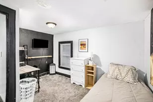 205 Moores River Dr, Lansing, MI 48910 - Photo 15