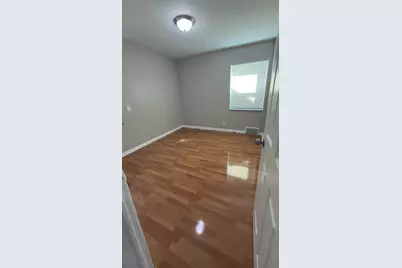 10370 Britain Street, Detroit, MI 48224 - Photo 7