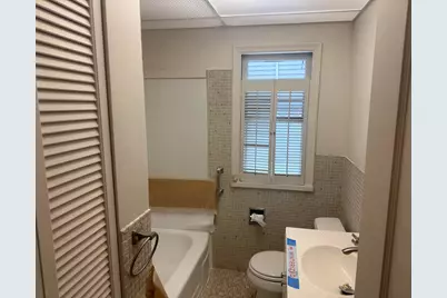 21819 Shakespeare Avenue, Eastpointe, MI 48021 - Photo 9