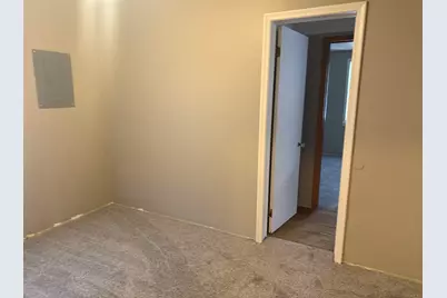 21819 Shakespeare Avenue, Eastpointe, MI 48021 - Photo 11