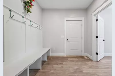 11936 108th Avenue, Grand Haven, MI 49417 - Photo 7