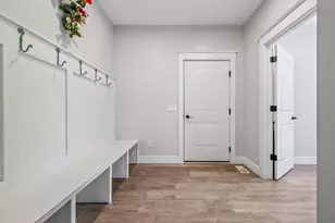 11936 108th Ave, Grand Haven, MI 49417 - Photo 7