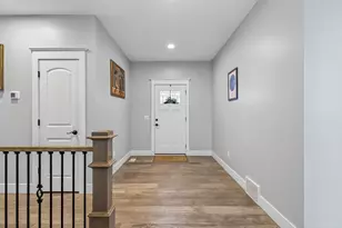 11936 108th Ave, Grand Haven, MI 49417 - Photo 9