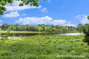 51 Peartree Ln NE, Grand Rapids, MI 49546 - Photo 25