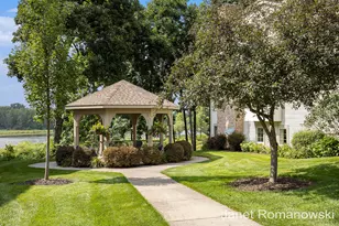 51 Peartree Ln NE, Grand Rapids, MI 49546 - Photo 21