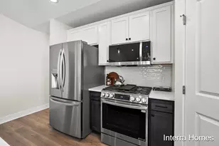 321 Hickory Valley Dr, Kalamazoo, MI 49009 - Photo 7