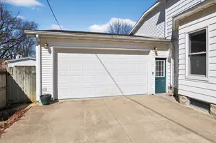 9 E Beech St, Three Oaks, MI 49128 - Photo 45