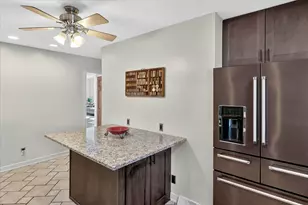 9 E Beech St, Three Oaks, MI 49128 - Photo 21