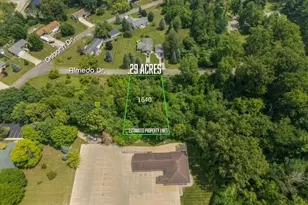 1640 Almeda Dr, Hillsdale, MI 49242 - Photo 1