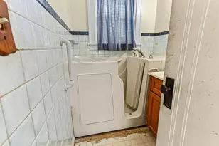 3303 Lexington Rd, Waterford, MI 48328 - Photo 19