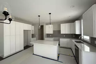 3913 Elderberry Dr, Holland, MI 49424 - Photo 9