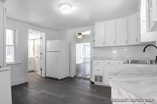 710 Verhoeks St, Grand Haven, MI 49417 - Photo 15