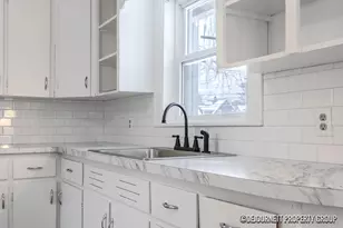 710 Verhoeks St, Grand Haven, MI 49417 - Photo 13