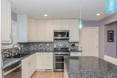 24271 Thousand Oaks Drive, Mattawan, MI 49071 - Photo 3