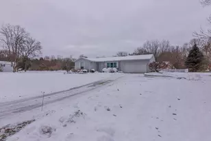 24271 Thousand Oaks Dr, Mattawan, MI 49071 - Photo 31