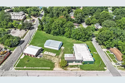 402 S Oak Street, Buchanan, MI 49107 - Photo 25