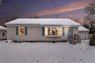 1345 Hendrick Rd, Norton Shores, MI 49441 - Photo 3