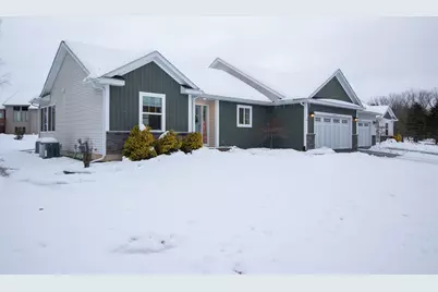 2193 Gethings Road #418, Battle Creek, MI 49015 - Photo 1