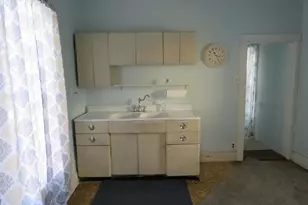 605 E Garfield St, Cadillac, MI 49601 - Photo 7
