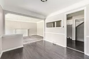 18093 Mendota St, Detroit, MI 48221 - Photo 9