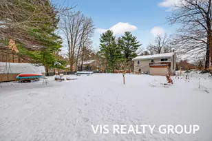 19210 Glendale Cir, Spring Lake, MI 49456 - Photo 7