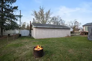 5641 Larch Dr, Jackson, MI 49201 - Photo 5