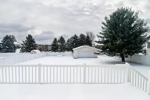 2550 Willow View Dr, Jenison, MI 49428 - Photo 35